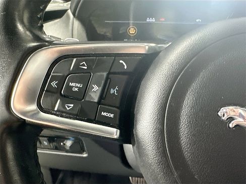 Used 2019 Jaguar F-PACE S image 38