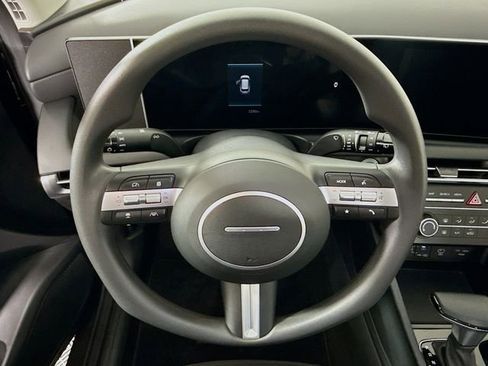 Certified 2025 Hyundai Tucson SE image 15