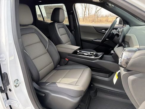 New 2026 Chevrolet Equinox LT image 33