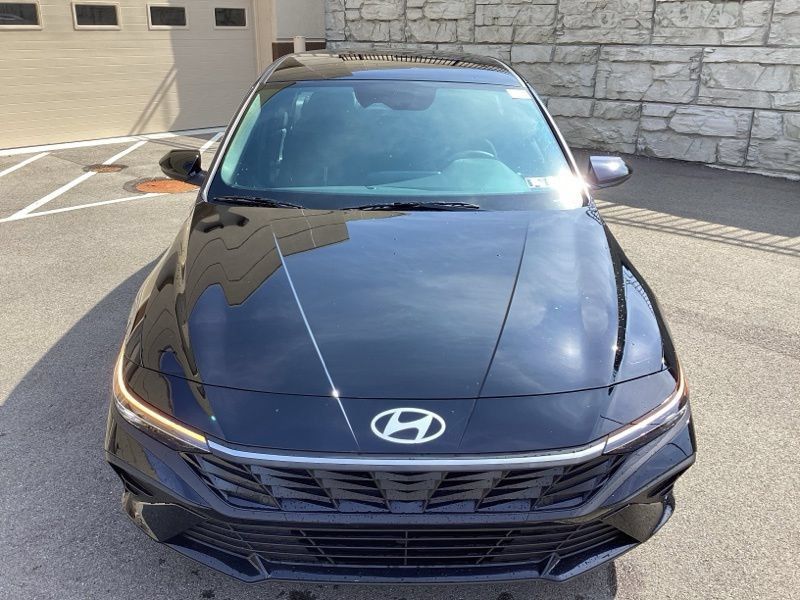 New 2026 Hyundai Elantra Sport FWD image 3