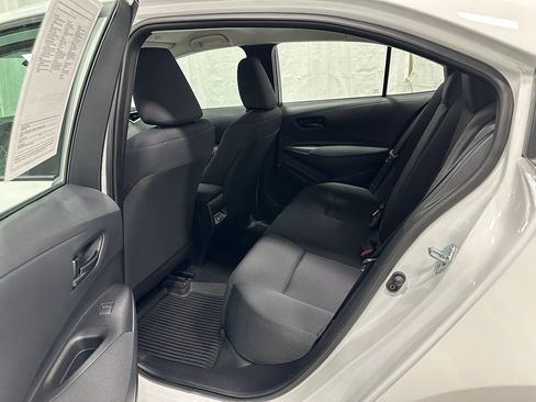 Used 2026 Toyota Corolla LE FWD image 41