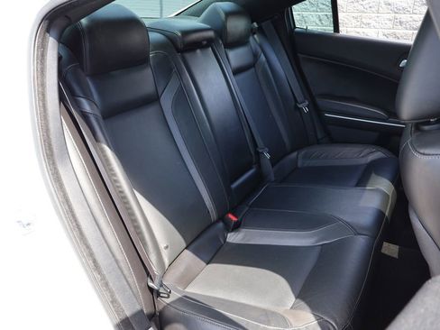 Used 2020 Dodge Charger SXT w/ Leather Interior Group RWD image 23