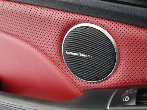 Used 2018 Mercedes-Benz SLC 43 AMG image 22