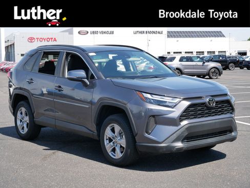 Used 2022 Toyota RAV4 XLE w/ Convenience Package AWD/4WD image 1