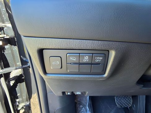 Certified 2025 MAZDA CX-5 Carbon Edition image 17