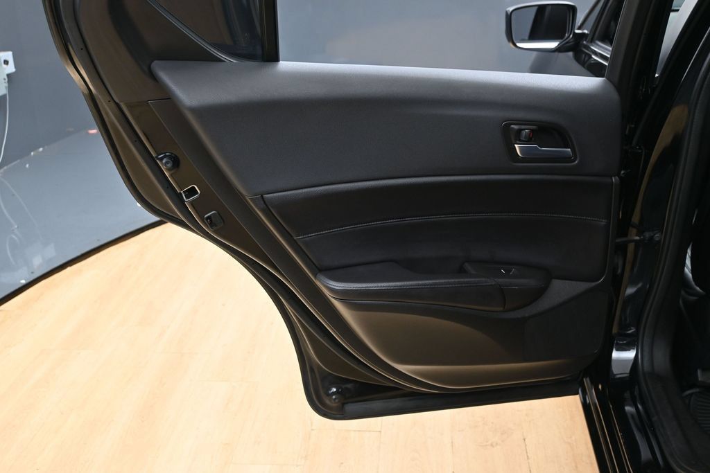 Used 2020 Acura ILX FWD image 31