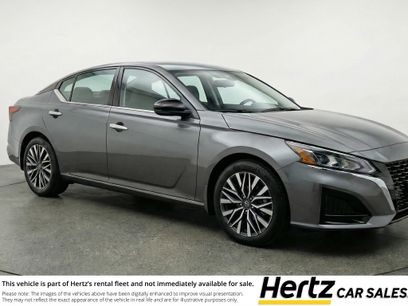 Used 2025 Nissan Altima 2.5 SV