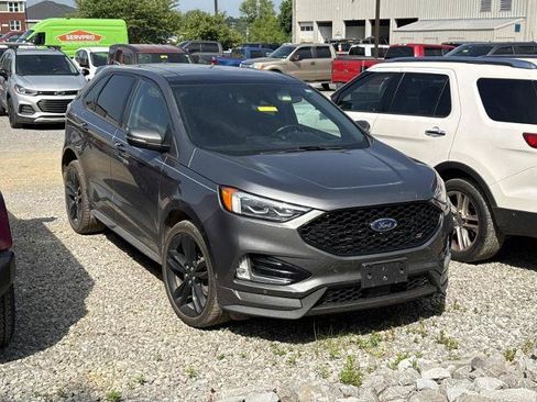 Certified 2022 Ford Edge ST w/ Equipment Group 401A AWD/4WD image 3