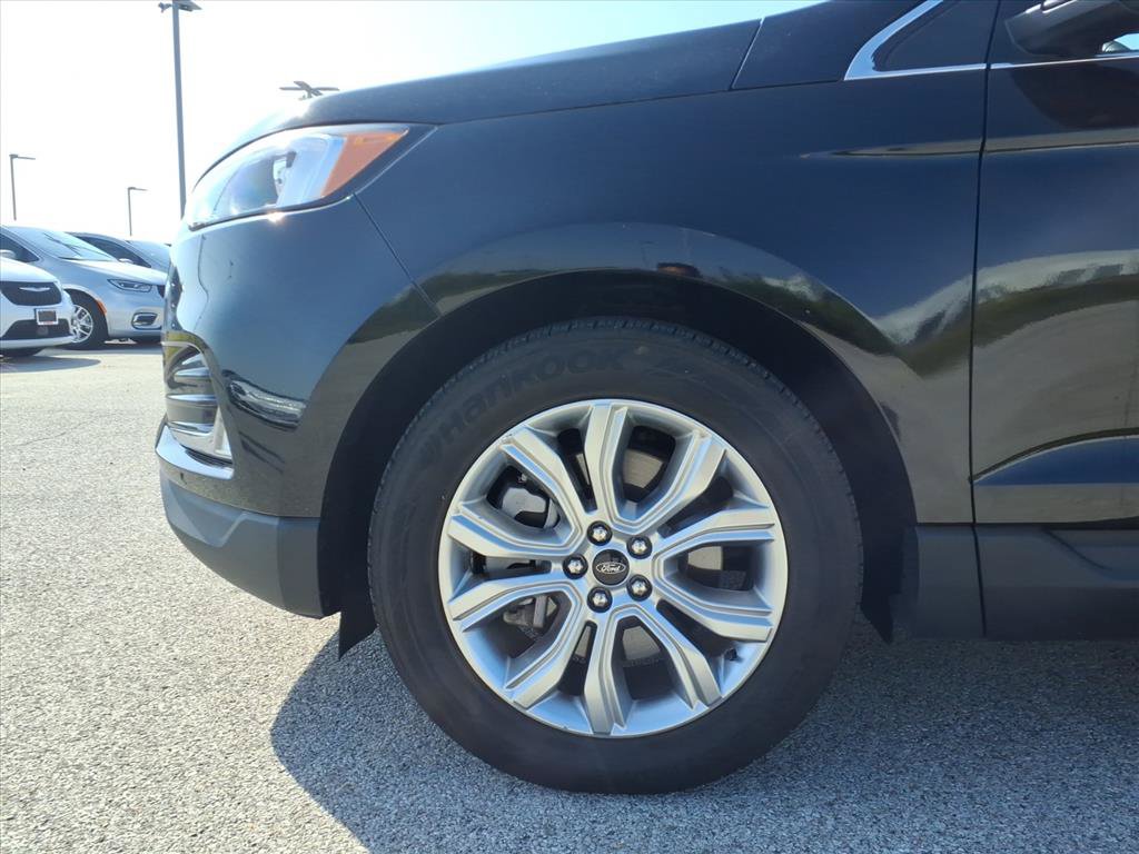 Used 2024 Ford Edge Titanium AWD/4WD image 5