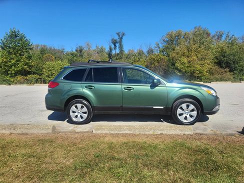 Used 2012 Subaru Outback 2.5i Limited w/ Moonroof Pkg image 5