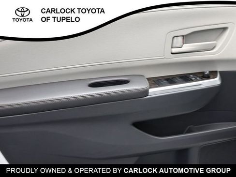 Used 2022 Toyota Sienna LE image 20