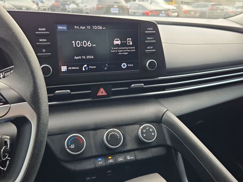 Used 2023 Hyundai Elantra SE image 21