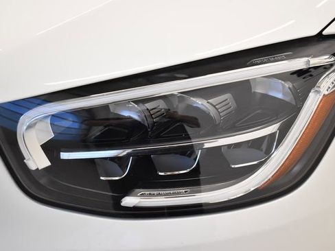 Used 2022 Mercedes-Benz GLC 300 4MATIC image 15