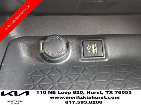 Used 2024 Toyota RAV4 LE AWD/4WD image 22