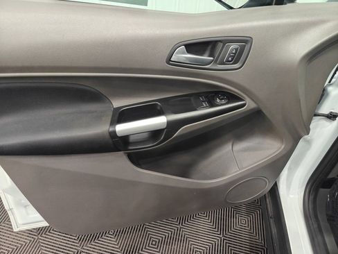 Used 2022 Ford Transit Connect XLT FWD image 45