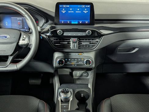 Certified 2025 Ford Escape ST-Line FWD image 14