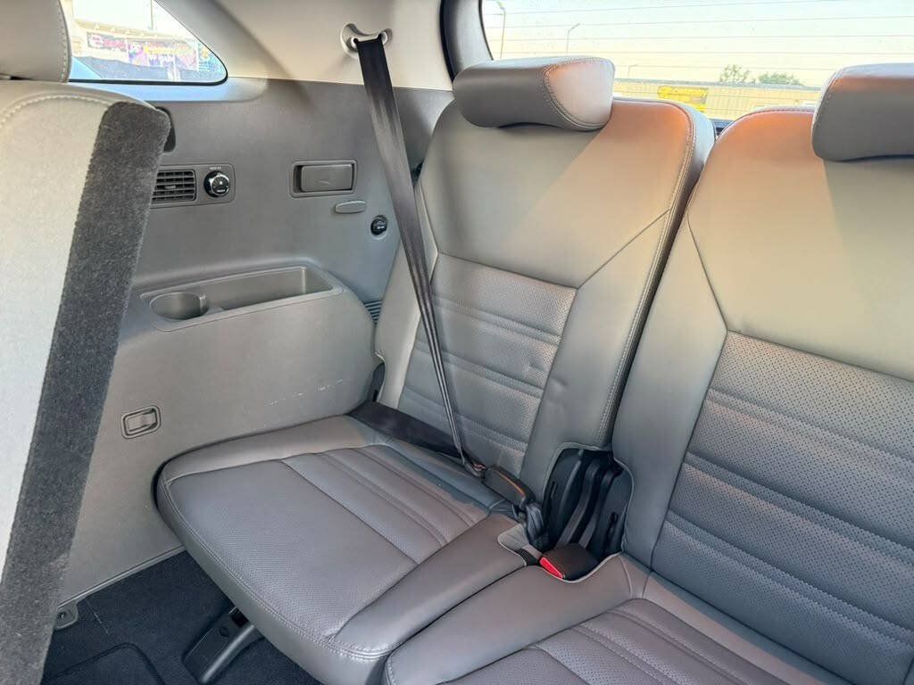 Used 2016 Kia Sorento EX w/ EX Premium Package FWD image 32