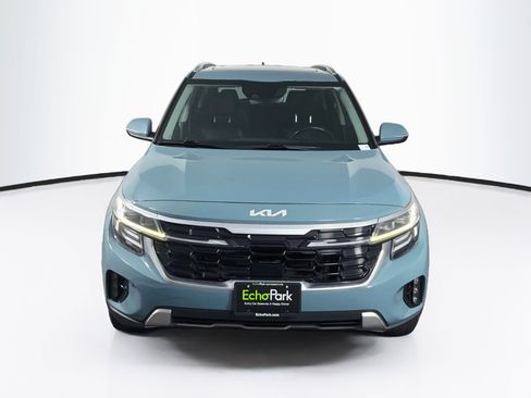 Used 2024 Kia Seltos SX w/ SX Sunroof Package AWD/4WD image 2