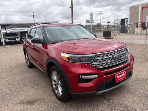 Used 2023 Ford Explorer Limited image 6