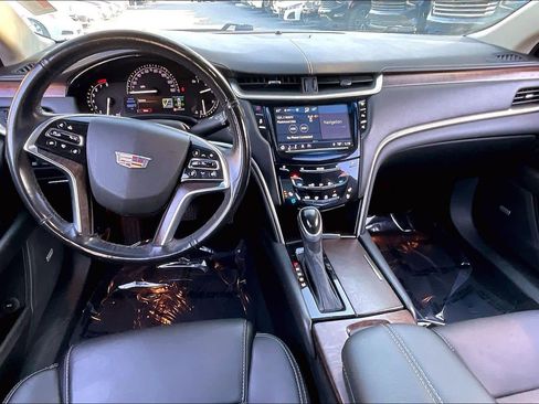 Used 2019 Cadillac XTS Luxury image 14