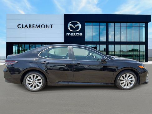 Used 2023 Toyota Camry LE FWD image 4