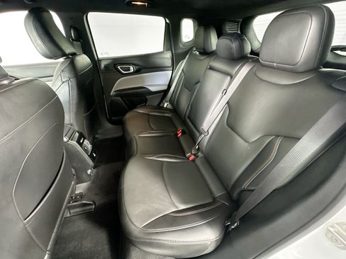Used 2023 Jeep Compass Limited w/ Elite Group AWD/4WD image 26
