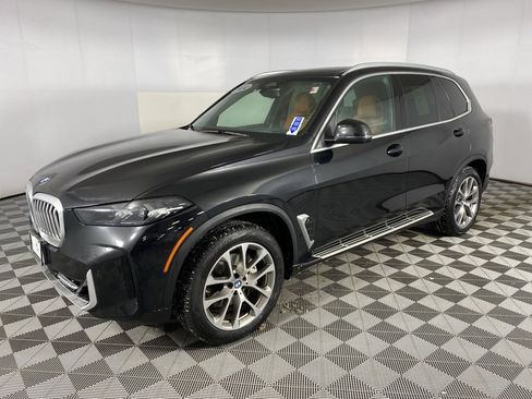 Certified 2024 BMW X5 xDrive40i w/ Parking Assistance Package image 4