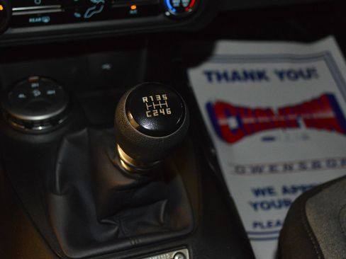 Used 2023 Ford Bronco 2-Door image 21