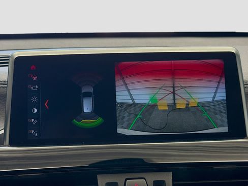 Used 2021 BMW X1 sDrive28i image 16