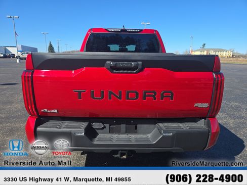 Used 2025 Toyota Tundra SR5 w/ SR5 Premium Package AWD/4WD image 7