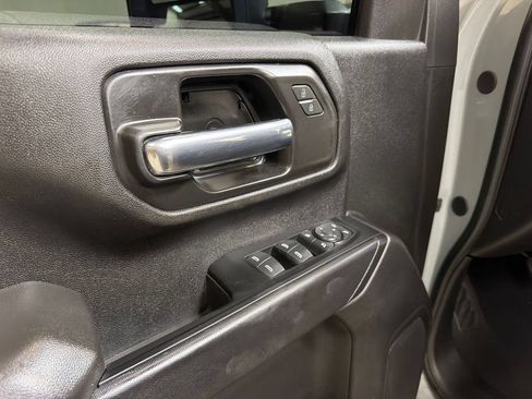 Used 2024 Chevrolet Silverado 2500 Custom w/ Custom Value Package AWD/4WD image 31