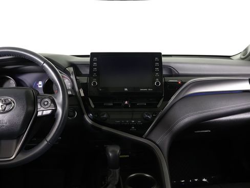 Used 2024 Toyota Camry XSE w/ Navigation Package image 38