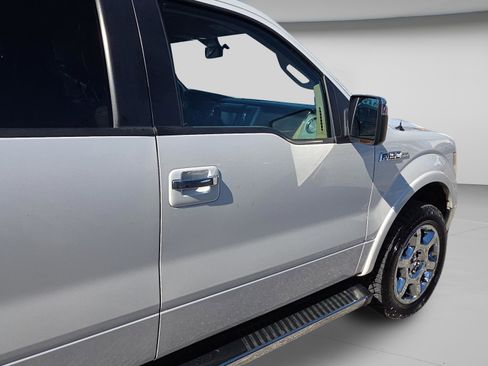 Used 2014 Ford F150 Lariat w/ Equipment Group 502A Luxury image 21