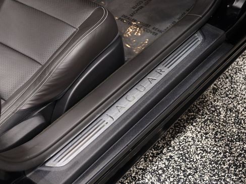 Used 2014 Jaguar XK Convertible RWD image 44