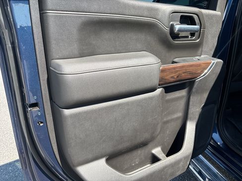 Used 2022 GMC Sierra 1500 SLT AWD/4WD image 24