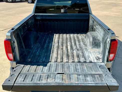 Used 2025 GMC Sierra 1500 Elevation AWD/4WD image 19