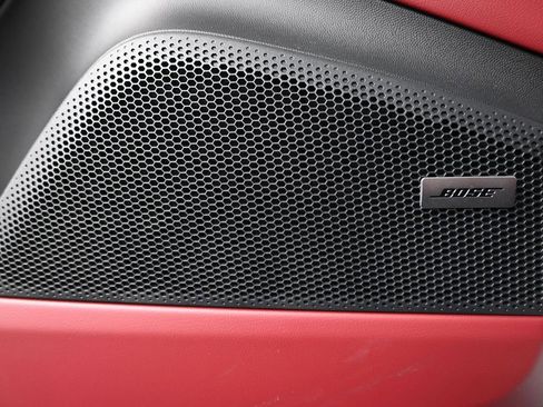 Certified 2025 Porsche Macan Turbo Electric image 17