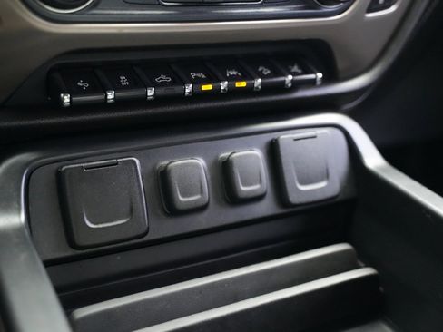 Used 2016 GMC Sierra 1500 Denali w/ Denali Ultimate Package image 44