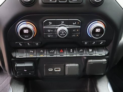 Used 2021 Chevrolet Silverado 1500 LTZ image 36