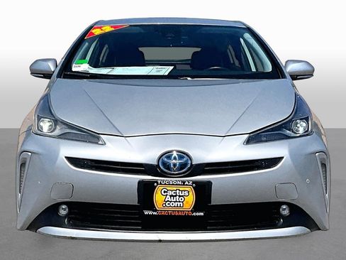 Used 2022 Toyota Prius XLE FWD image 3