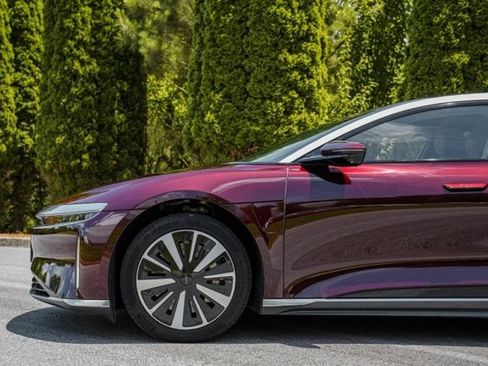 Used 2024 Lucid Air Touring AWD/4WD image 9