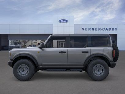 New 2025 Ford Bronco Badlands w/ Sasquatch Package