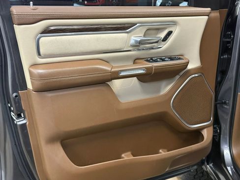 Used 2020 RAM 1500 Laramie AWD/4WD image 16