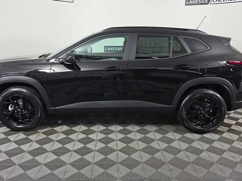 New 2026 Chevrolet Trax LT w/ Driver Confidence Package FWD image 3