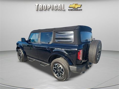 Used 2022 Ford Bronco Outer Banks image 3