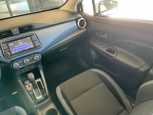 Used 2025 Nissan Versa SV image 33