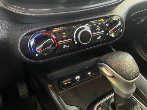 Used 2024 Kia Soul LX image 29