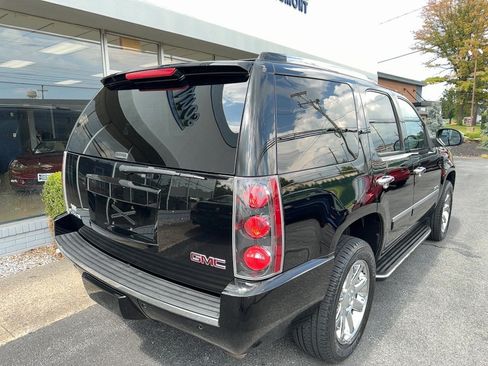 Used 2013 GMC Yukon Denali AWD/4WD image 3
