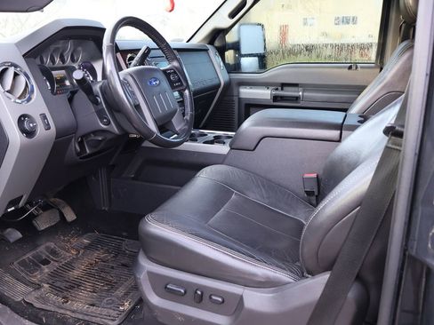 Used 2012 Ford F350 Lariat w/ Chrome Pkg image 4