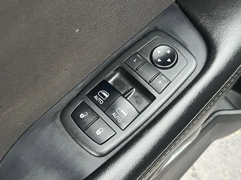 Used 2018 Dodge Challenger SXT RWD image 25